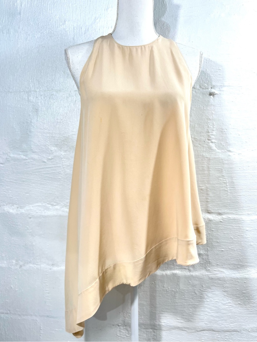 ZIMMERMAN SILK SLEEVELESS ASYMMETRICAL PULLOVER TOP (316)